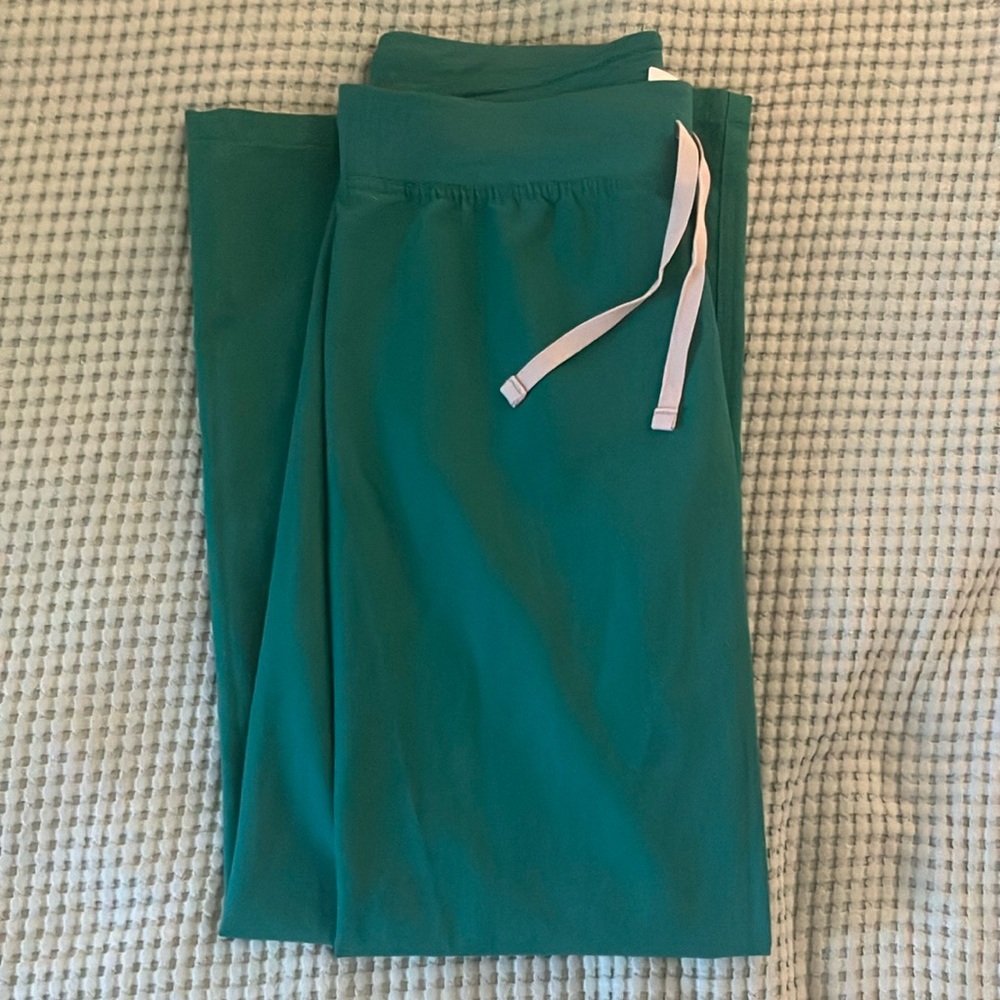 Figs Hunter Green Livingston Scrub Pant Small
